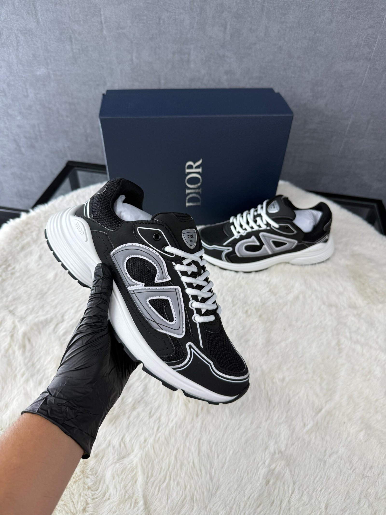 b30 (66) Christian Dior B30 Black White - Afbeelding 1