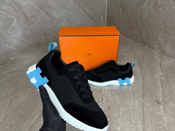 Hermes Bouncing Black, Blue Logo