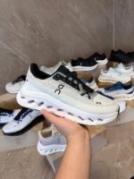 On Cloudtilt Sneaker White-Black - Afbeelding 2