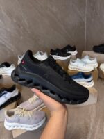 On Cloudtilt Sneaker Black on Black - Afbeelding 2