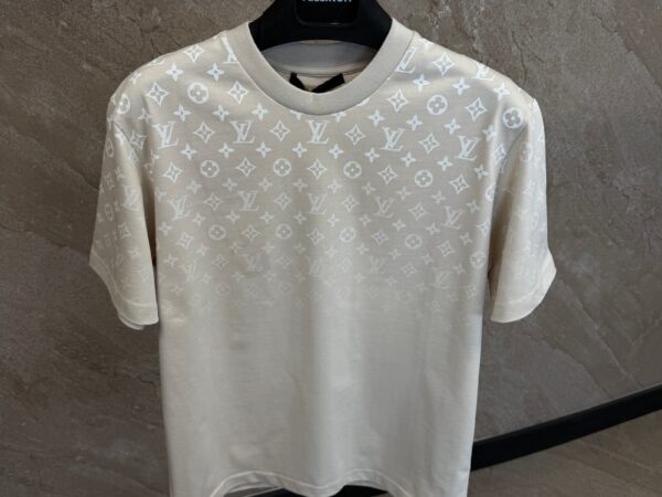 Louis Vuitton Monogram T-Shirt Beige