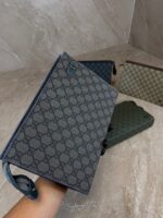 Gucci Grey Trim Medium Pouch - Afbeelding 3