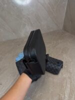 Louis Vuitton Fastline Messenger Bag Black - Afbeelding 2