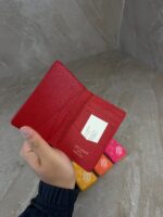 Louis Vuitton Red Monogram Heritage Pocket Organizer - Afbeelding 2