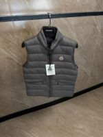 Moncler Gui Down Gilet Bodywarmer Dark Grey