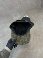 Fendi Bruine Pet - Afbeelding 4