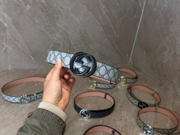 Gucci Blue Riem, Zwarte Logo