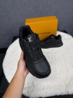 Louis Vuitton Classic, Black on Black - Afbeelding 3