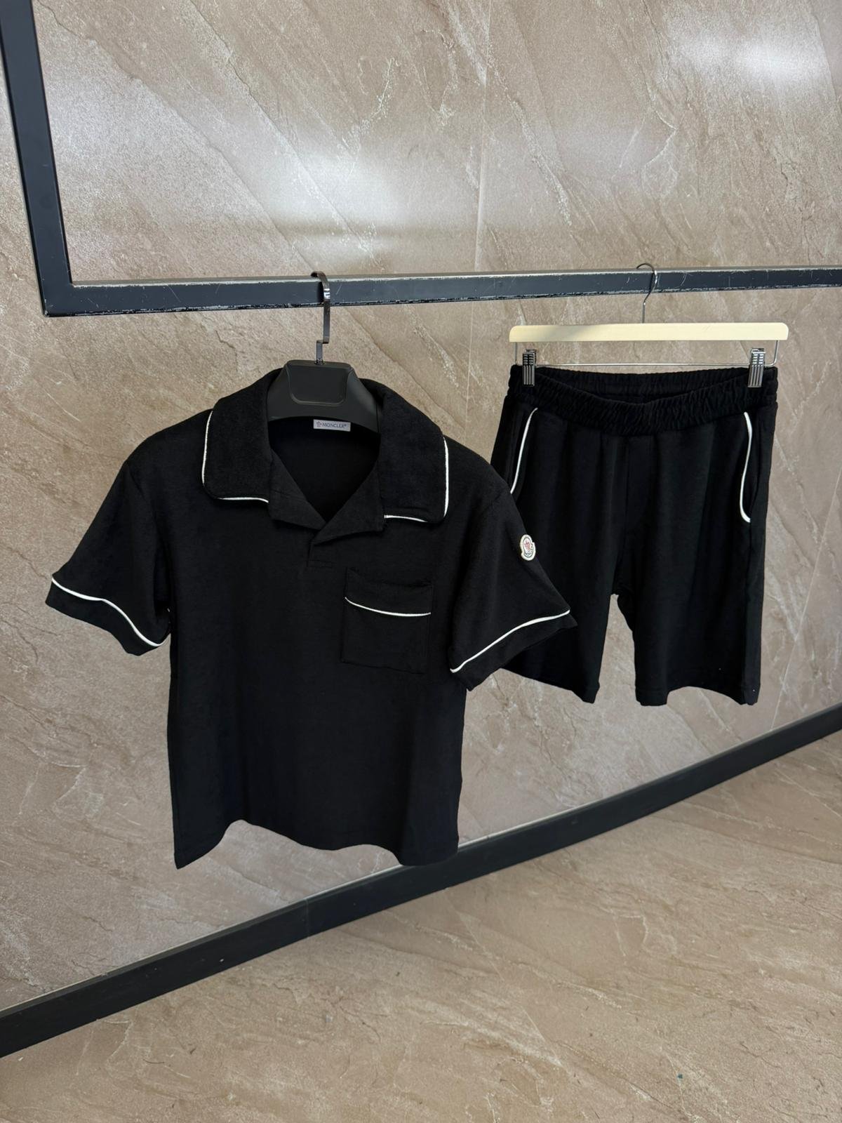 monclerbadstof (1) Moncler Zomer Set, Zachte Stof Zwart - Afbeelding 1