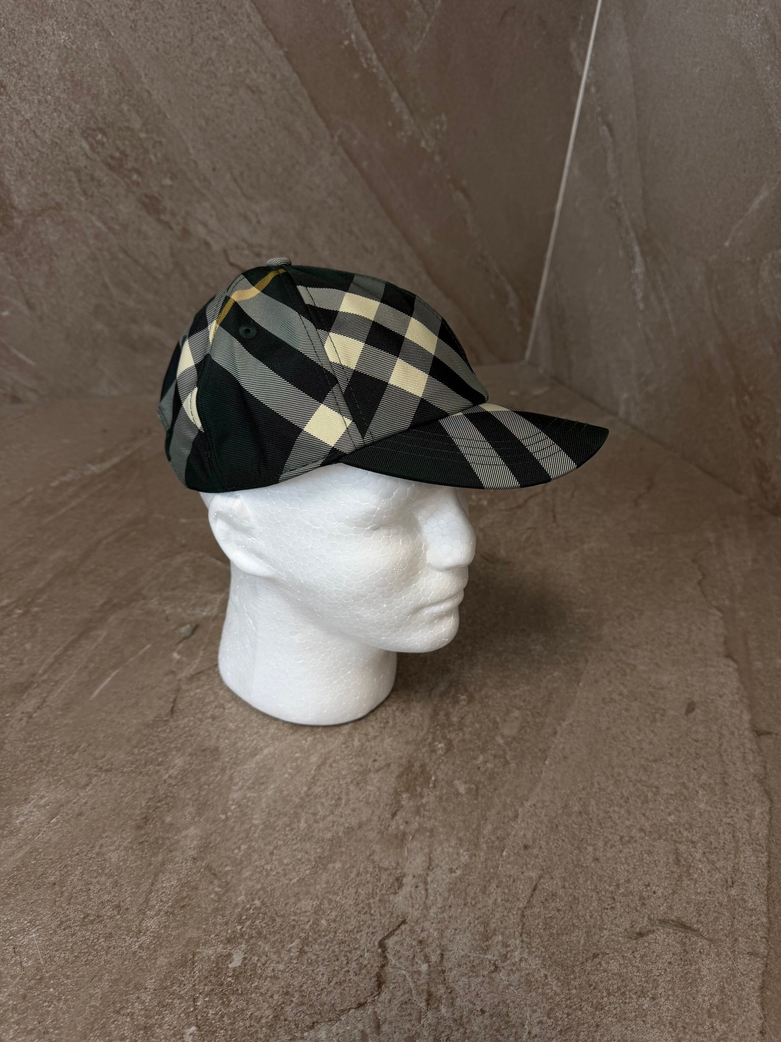 petten (5) Burberry Cap Green - Afbeelding 1