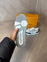 Louis Vuitton Trainer Velcro Strap Monogram Denim Sneakers Grey - Afbeelding 5