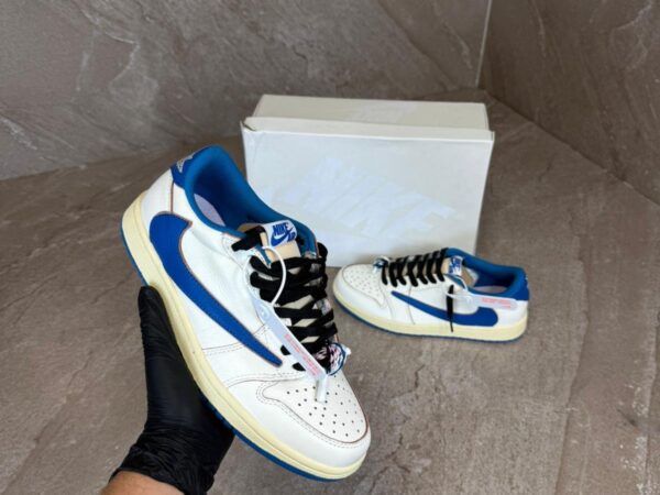 Nike Air Jordan 1 Low Travis Scott Fragment Retro