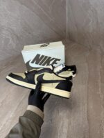 Nike Air Jordan 1 Low Travis Scott Pale Vanilla - Afbeelding 3
