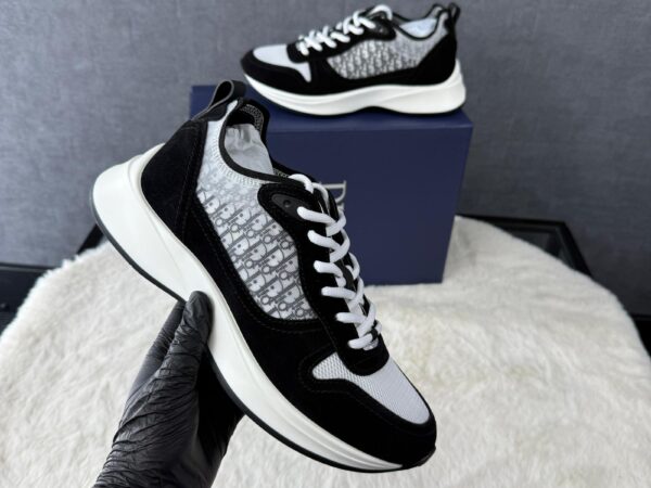 Christian Dior B25 Black White