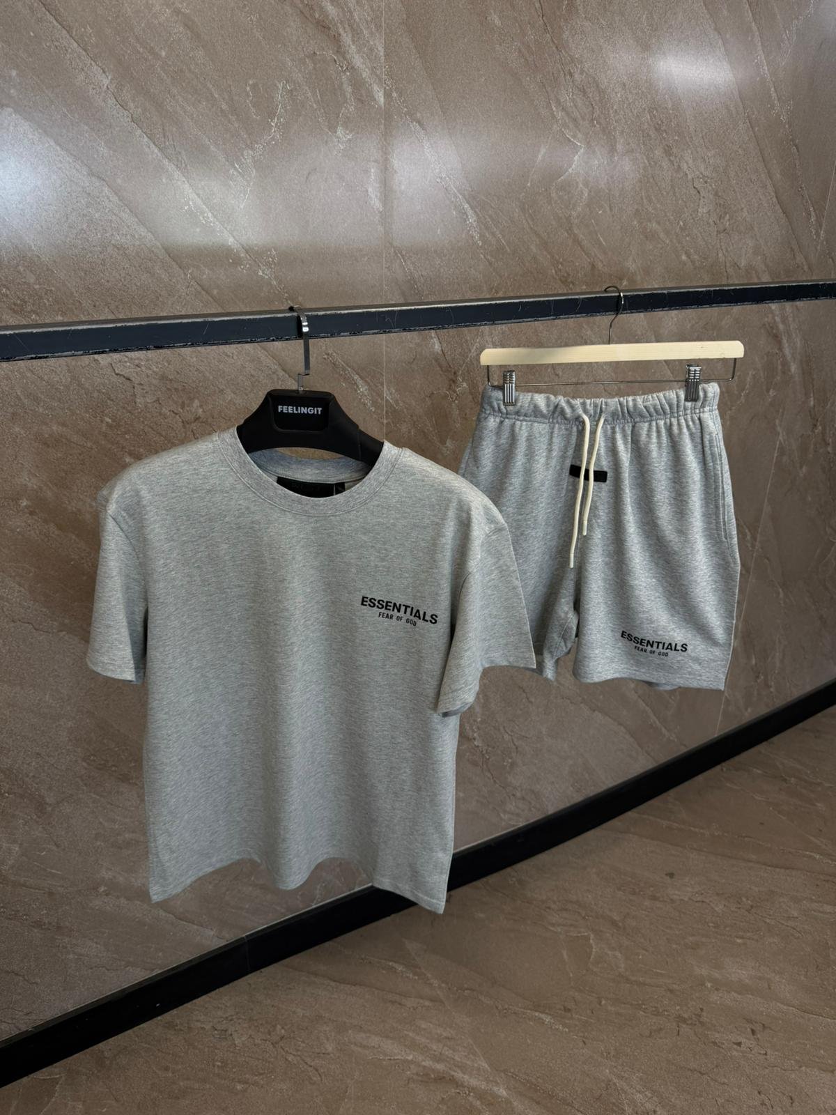 2 (2) Essential Summerset Grey - Afbeelding 1