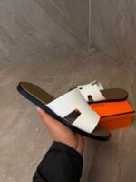 Hermes Izmir Suede White Slippers - Afbeelding 2