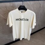 Moncler T-Shirt Beige