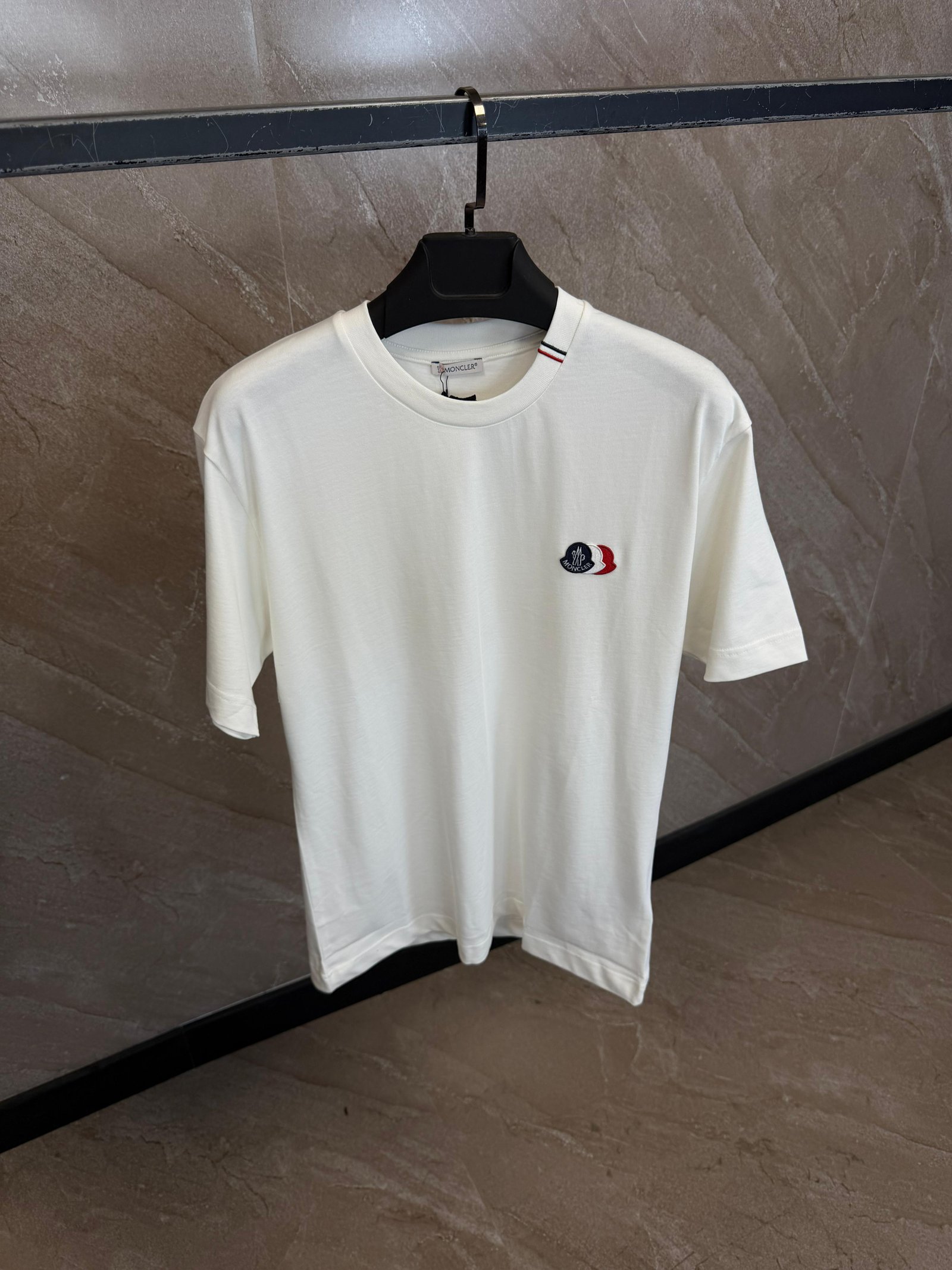 WhatsApp Image 2026-06-16 at 18.19.39 Moncler T-Shirt White - Afbeelding 1