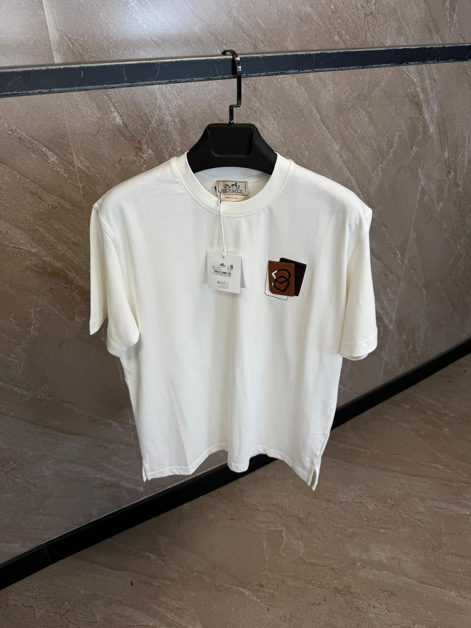 WhatsApp Image 2026-06-16 at 19.37.06 Hermes T-shirt White - Afbeelding 1