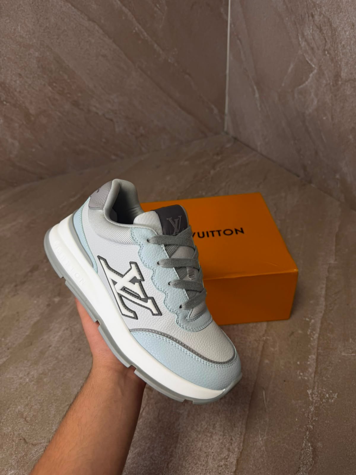 classicblue (2) Louis Vuitton Classic Sneaker Grey-Blue - Afbeelding 1