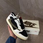 Travis Scott Olive Low Sneakers